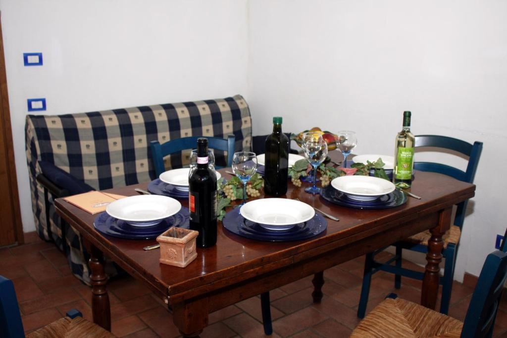 Agriturismo Le Docce Castelfiorentino Zimmer foto